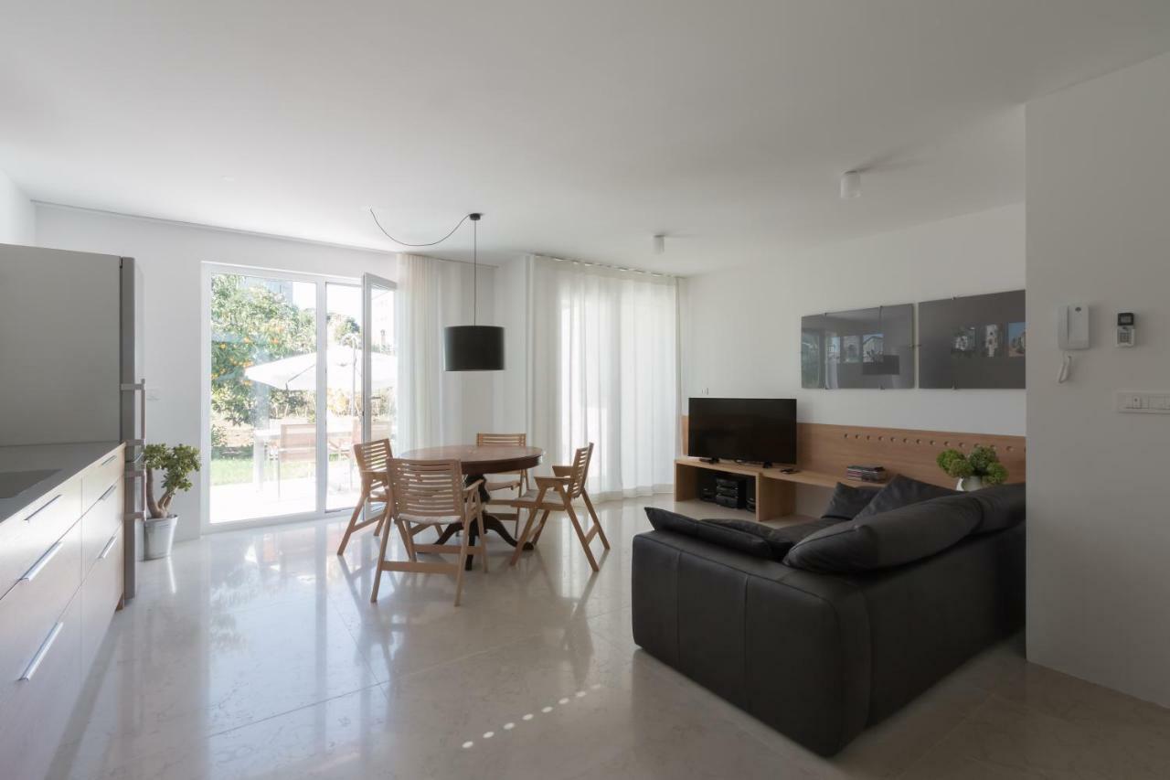 Apartment Beta Izola Buitenkant foto